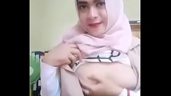 cewek tudung indon cun tayang tek