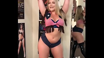 Alexis Texas Moviendo el Culo