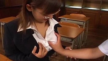 Japanese teacher pleases her student – uncensored