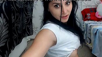 Sexy Latina teasing and masturbating on webcam - myslutcams.net